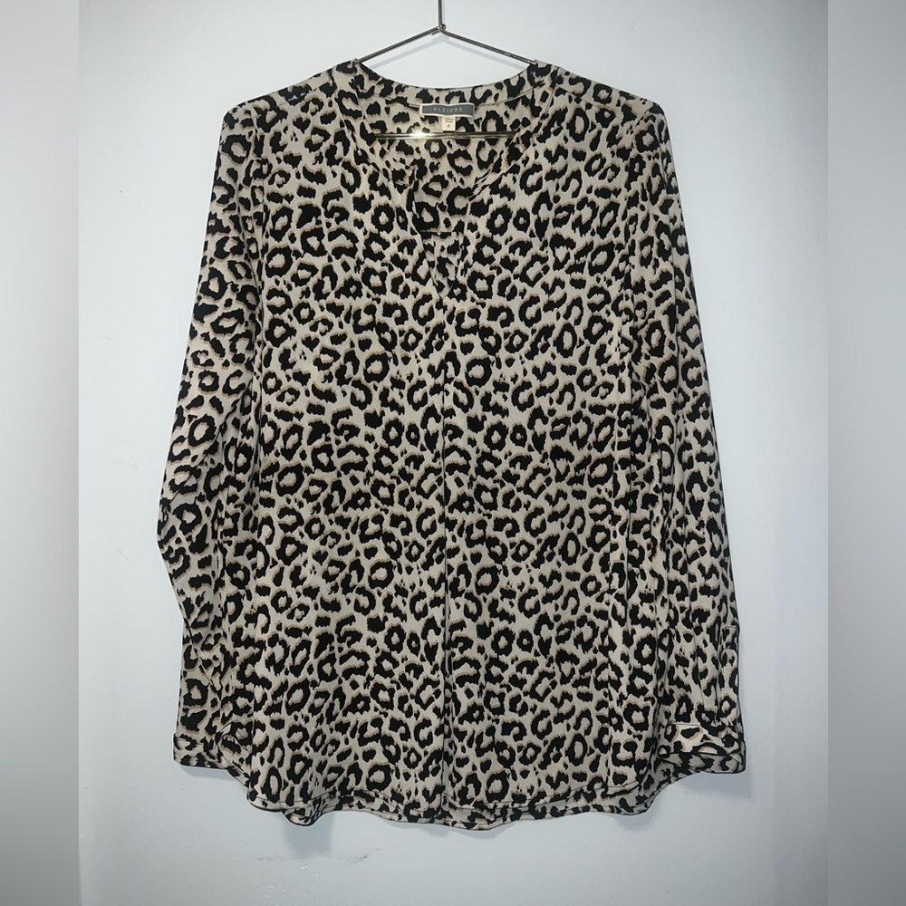 Pleione animal print blouse long sleeve size M